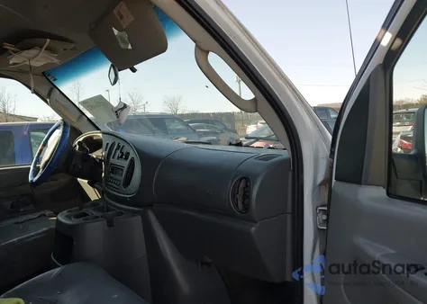 2006 Ford E-250 Commercial/Recreational z USA, uszkodzony, nr VIN 1FTNE24LX6DB43529